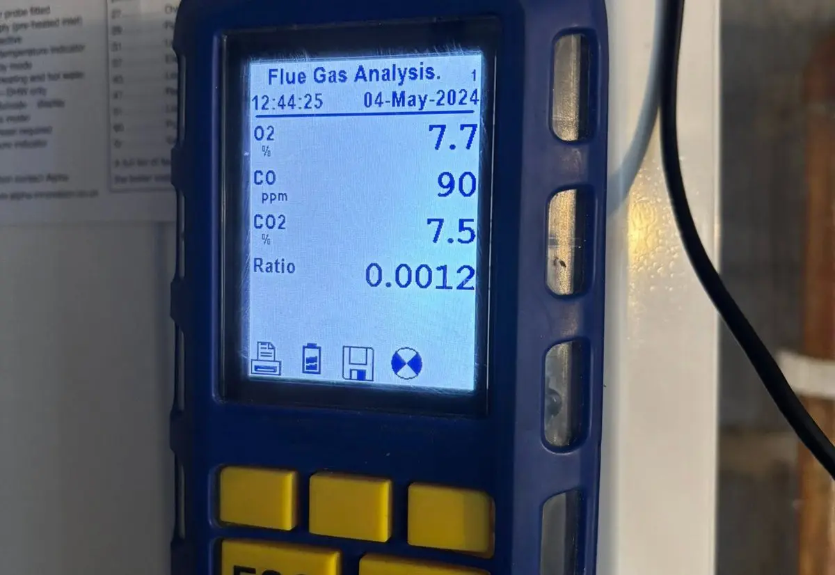 Flue-gas analyser reading recorded during a Heat365 commercial gas safety check