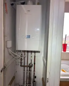 New Ideal Logic Max boiler installed by Heat365 with system filter and scale reducer on the pipework