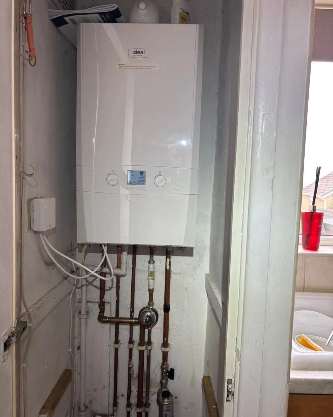 New Ideal Logic Max boiler installed by Heat365 with system filter and scale reducer on the pipework